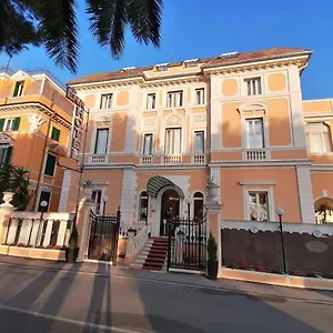 Hotel Ena ***